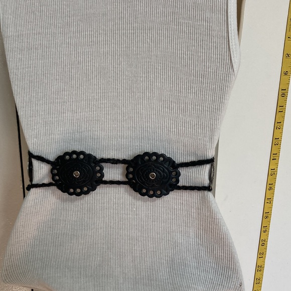 Black & Silver Tooled Leather & Silver Metal Medallions Boho Bohemian Belt - Picture 10 of 14